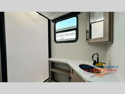 2025 Grand Design Imagine XLS photo 18
