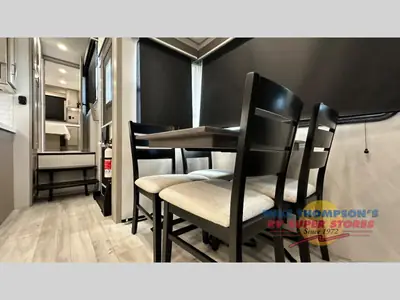 2025 Grand Design Influence photo 15