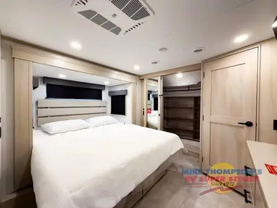 2025 Grand Design Solitude photo 21