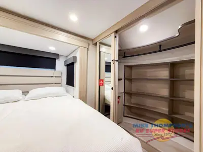2025 Grand Design Solitude photo 23