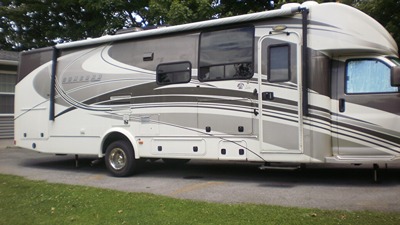 Used 2015 Coachmen Concord 300DS