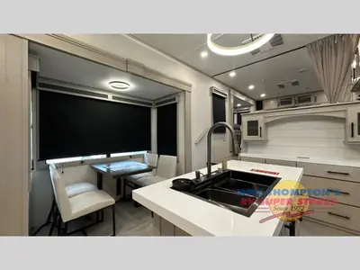 2025 Grand Design Solitude photo 7