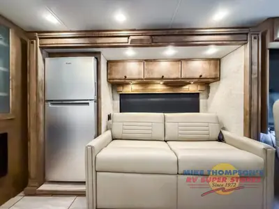 2025 Tiffin Motorhomes Allegro Breeze photo 17
