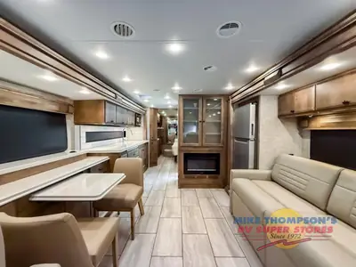 2025 Tiffin Motorhomes Allegro Breeze photo 13
