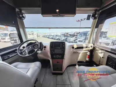 2025 Tiffin Motorhomes Allegro Breeze photo 10