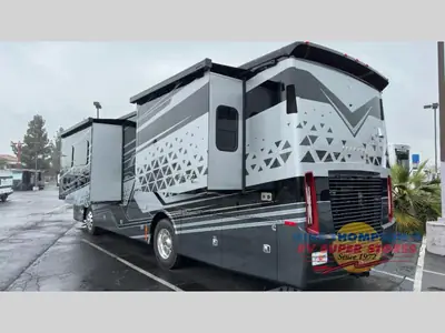 2025 Tiffin Motorhomes Allegro RED photo 3