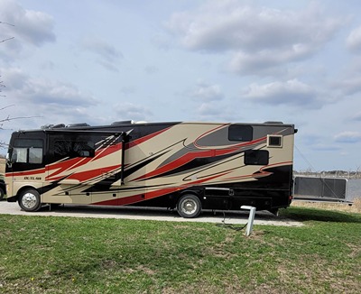 Used 2015 Thor Motor Coach Outlaw 37MD