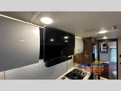 2025 Winnebago Navion photo 12