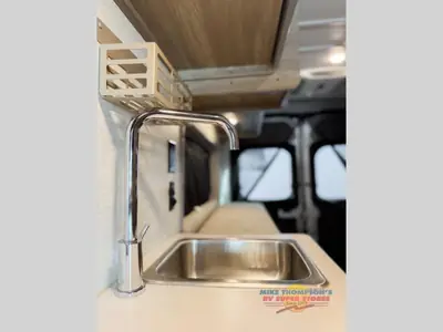 2025 Winnebago Solis photo 21