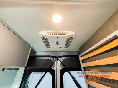 2025 Winnebago Solis photo 26