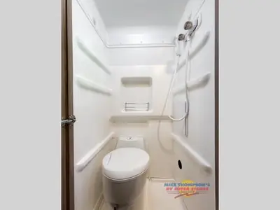 2025 Winnebago Solis photo 28