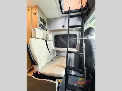 2025 Winnebago Solis photo 14