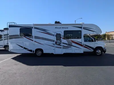 2024 Thor Motor Coach Four Winds 28Z photo 7