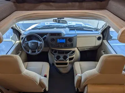2024 Thor Motor Coach Four Winds 28Z photo 8