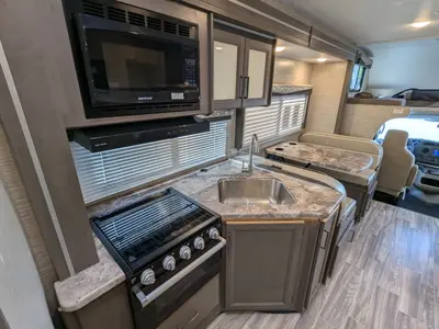 2024 Thor Motor Coach Four Winds 28Z photo 23
