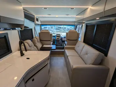 2025 Coachmen Euro 25EU photo 27