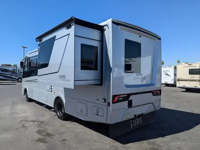 2025 Coachmen Euro 25EU photo 6