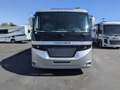 2025 Coachmen Euro 25EU photo 4