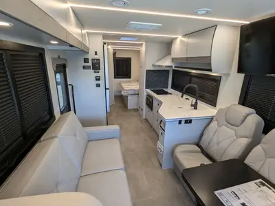 2025 Coachmen Euro 25EU photo 11