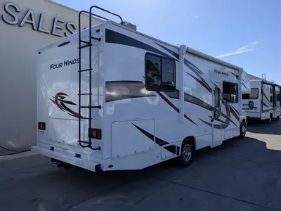 2024 Thor Motor Coach Four Winds 28Z photo 5