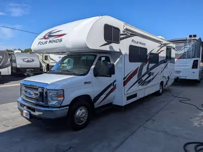 2024 Thor Motor Coach Four Winds 28Z photo 3