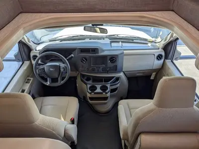 2024 Thor Motor Coach Four Winds 28Z photo 6