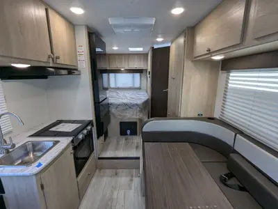 2025 Coachmen Leprechaun 210QSS Ford photo 9