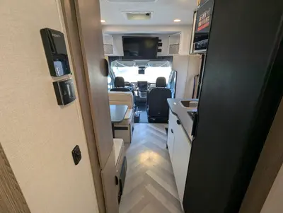 2025 Coachmen Cross Trail EV 20XG photo 27