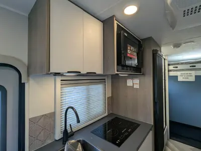 2025 Coachmen Cross Trail EV 20XG photo 15