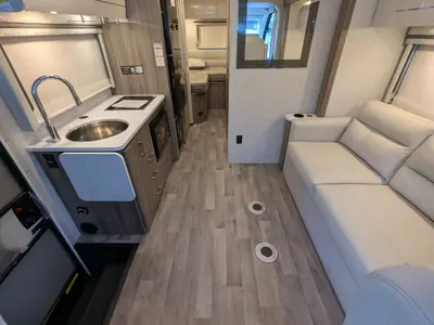 2025 Thor Motor Coach Axis 24.1 photo 11