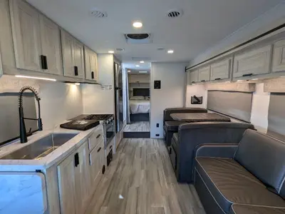 2024 Forest River Sunseeker 2850S LE photo 10