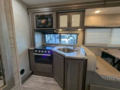 2024 Thor Motor Coach Four Winds 28Z photo 14