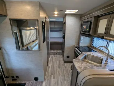 2024 Thor Motor Coach Four Winds 28Z photo 12