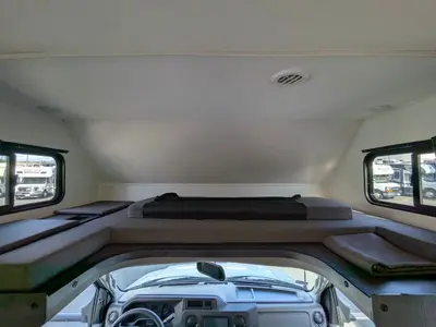 2024 Forest River Sunseeker 2550DS LE photo 9