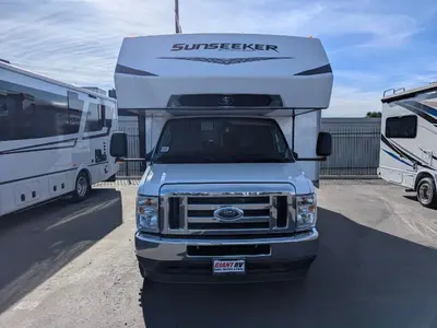 2024 Forest River Sunseeker 2550DS LE photo 3