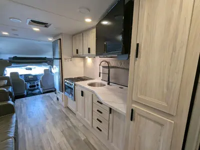 2024 Forest River Sunseeker 2550DS LE photo 23