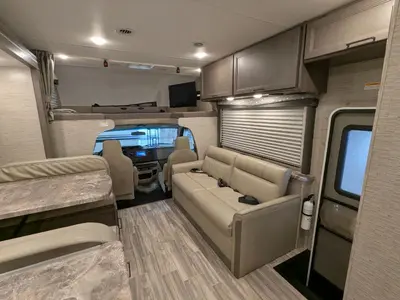 2024 Thor Motor Coach Four Winds 28Z photo 15