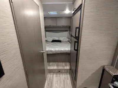 2024 Thor Motor Coach Four Winds 28Z photo 9