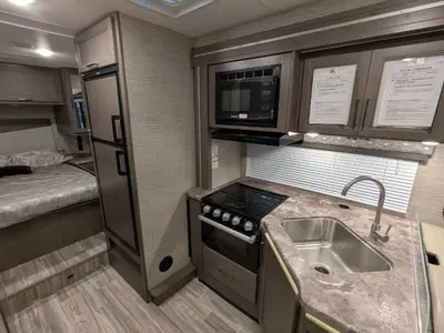 2024 Thor Motor Coach Four Winds 28Z photo 13