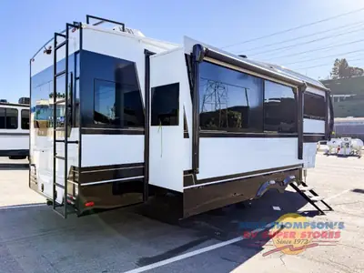 2026 Brinkley Model Z photo 7