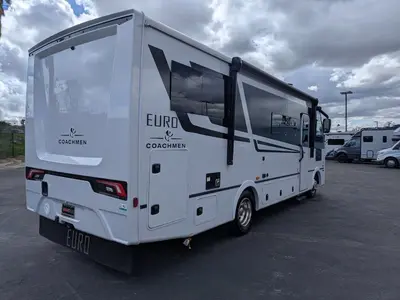 2025 Coachmen Euro 25LE photo 8
