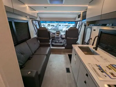2025 Coachmen Euro 25LE photo 18
