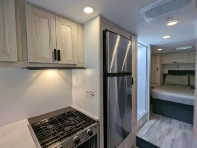 2024 Forest River Sunseeker 2850S LE photo 17