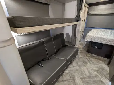 2023 Forest River Sunseeker 3250DS LE photo 18