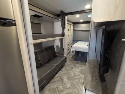 2023 Forest River Sunseeker 3250DS LE photo 17