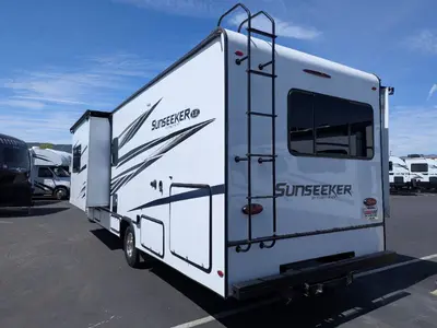 2023 Forest River Sunseeker 3250DS LE photo 5