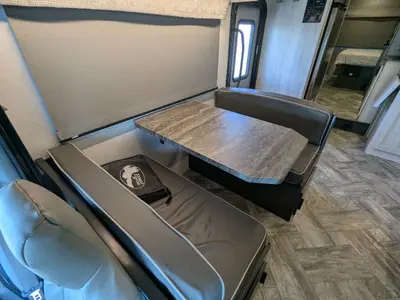 2023 Forest River Sunseeker 3250DS LE photo 13