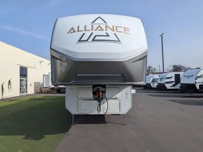2025 Alliance RV Paradigm 340RL photo 3