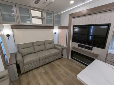 2025 Alliance RV Paradigm 340RL photo 21