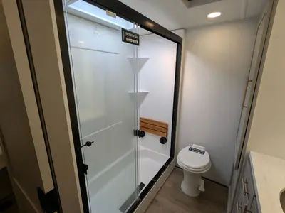 2025 Alliance RV Paradigm 340RL photo 15